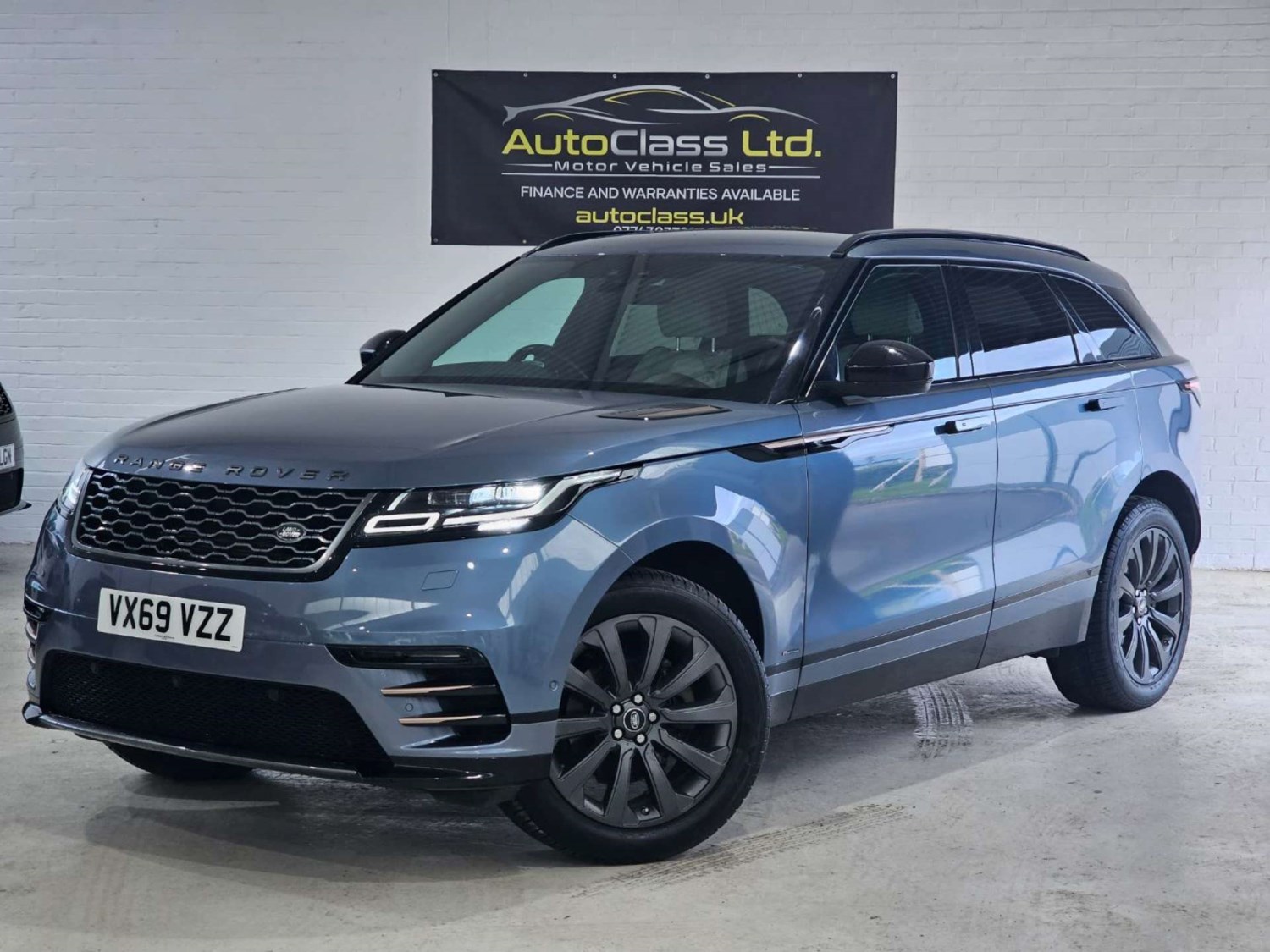 Land Rover Range Rover Velar Listing Image