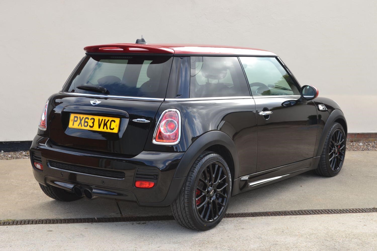 MINI Hatch Listing Image