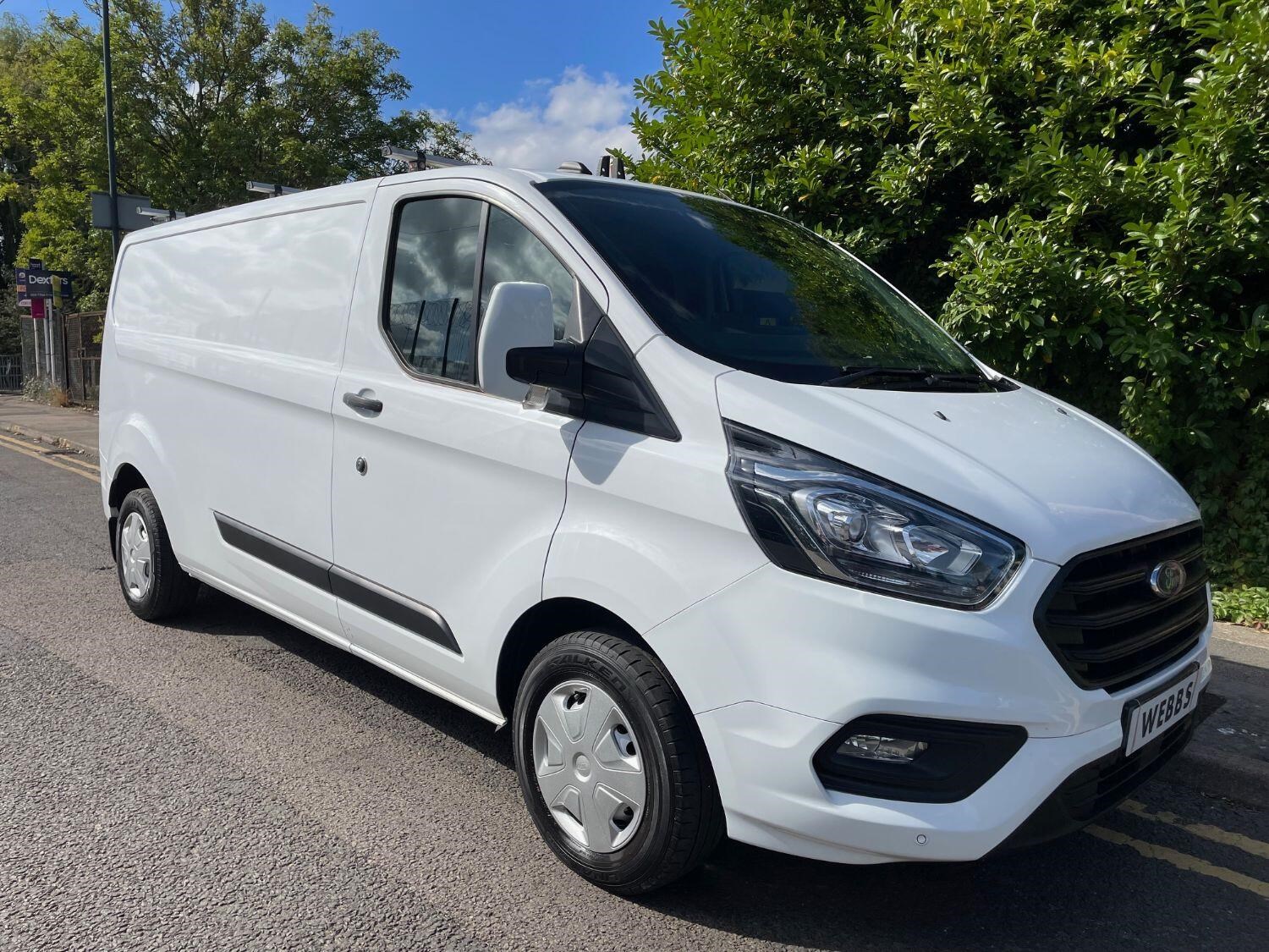 Ford Transit Custom Listing Image