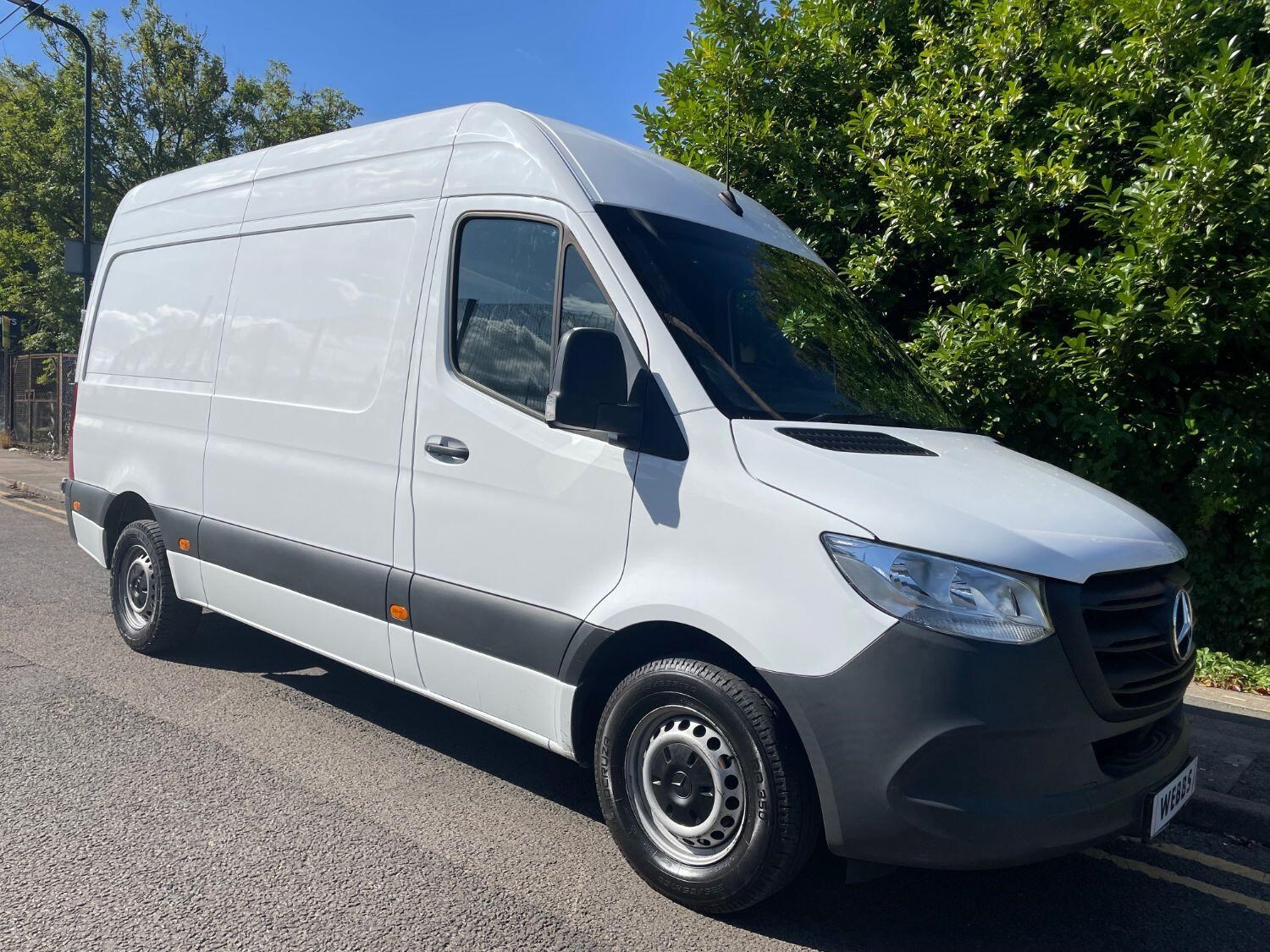 Mercedes-Benz Sprinter Listing Image