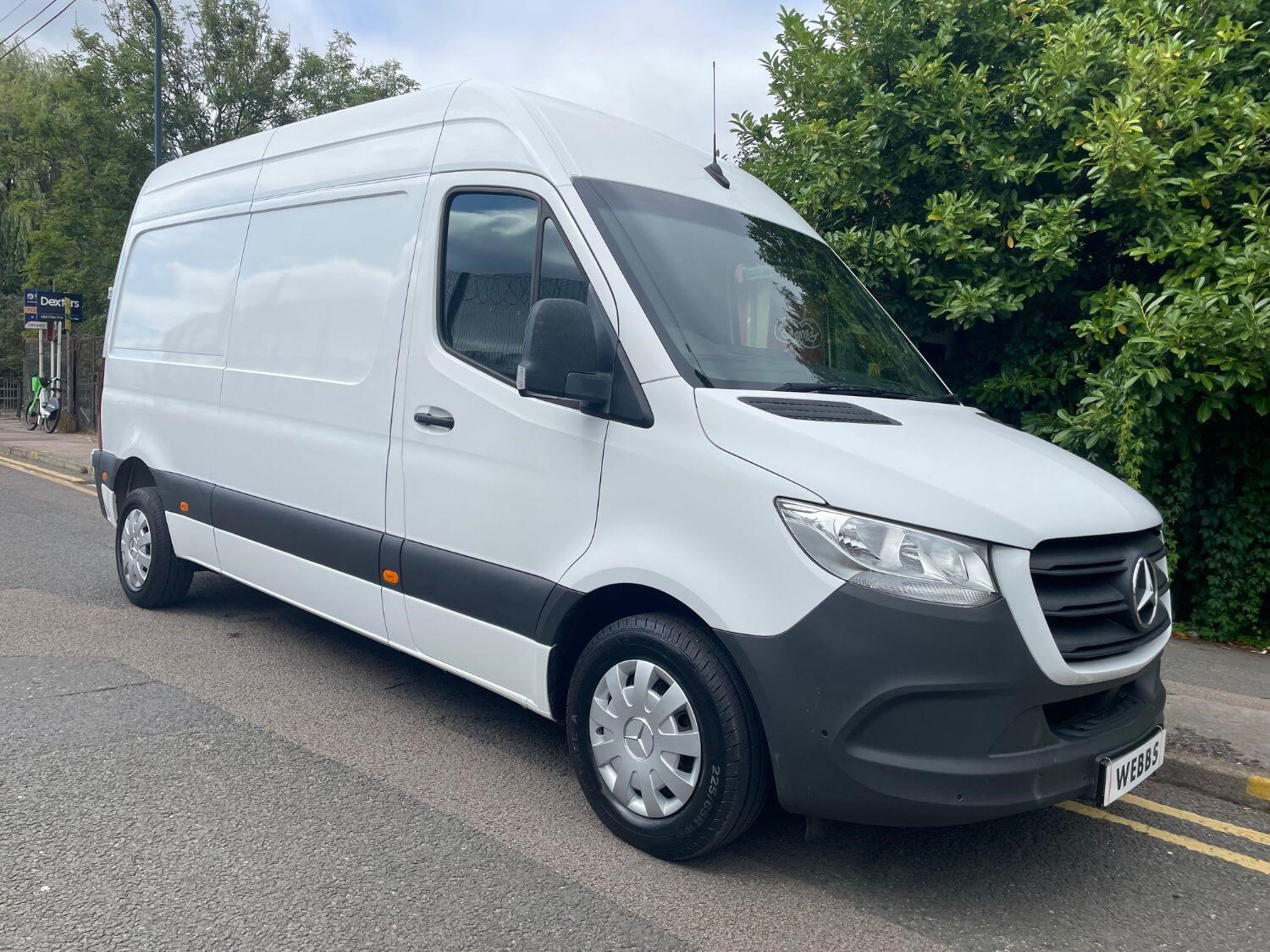 Mercedes-Benz Sprinter Listing Image