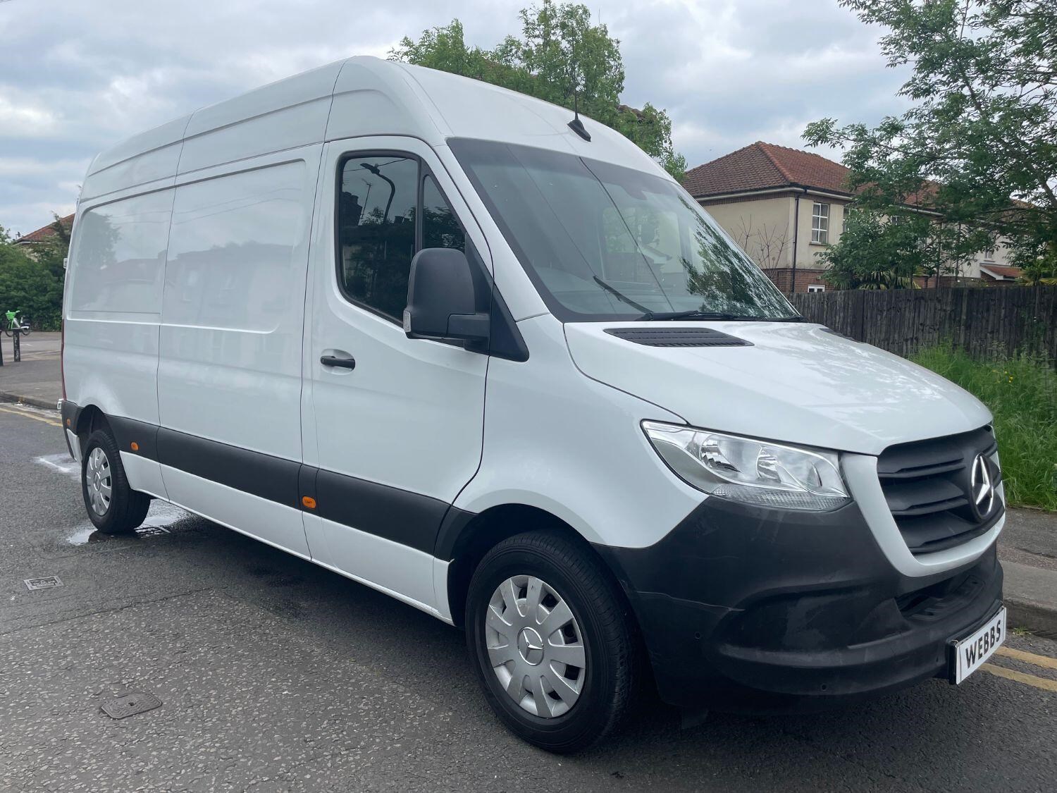 Mercedes-Benz Sprinter Listing Image