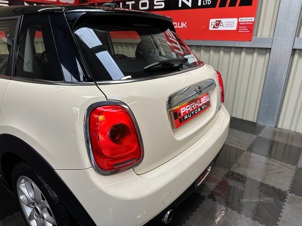 MINI Hatch Listing Image