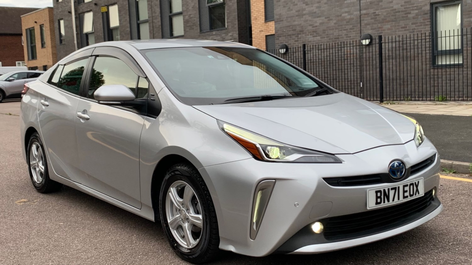 Toyota Prius Listing Image