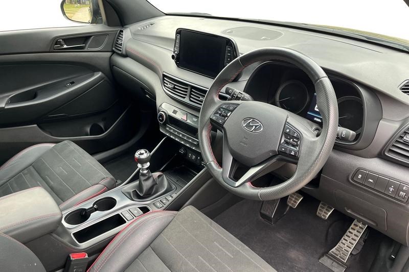 Hyundai TUCSON Listing Image