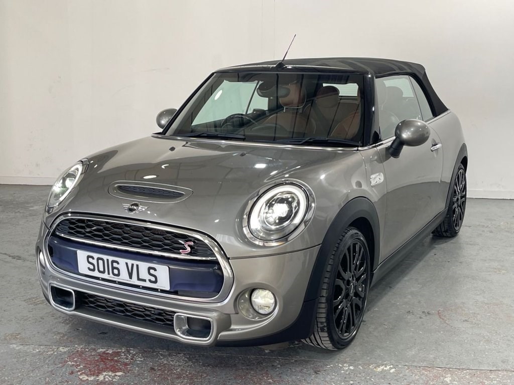 MINI Convertible Listing Image