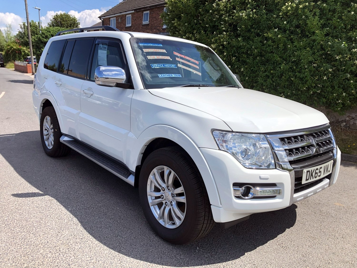 Mitsubishi Shogun Listing Image