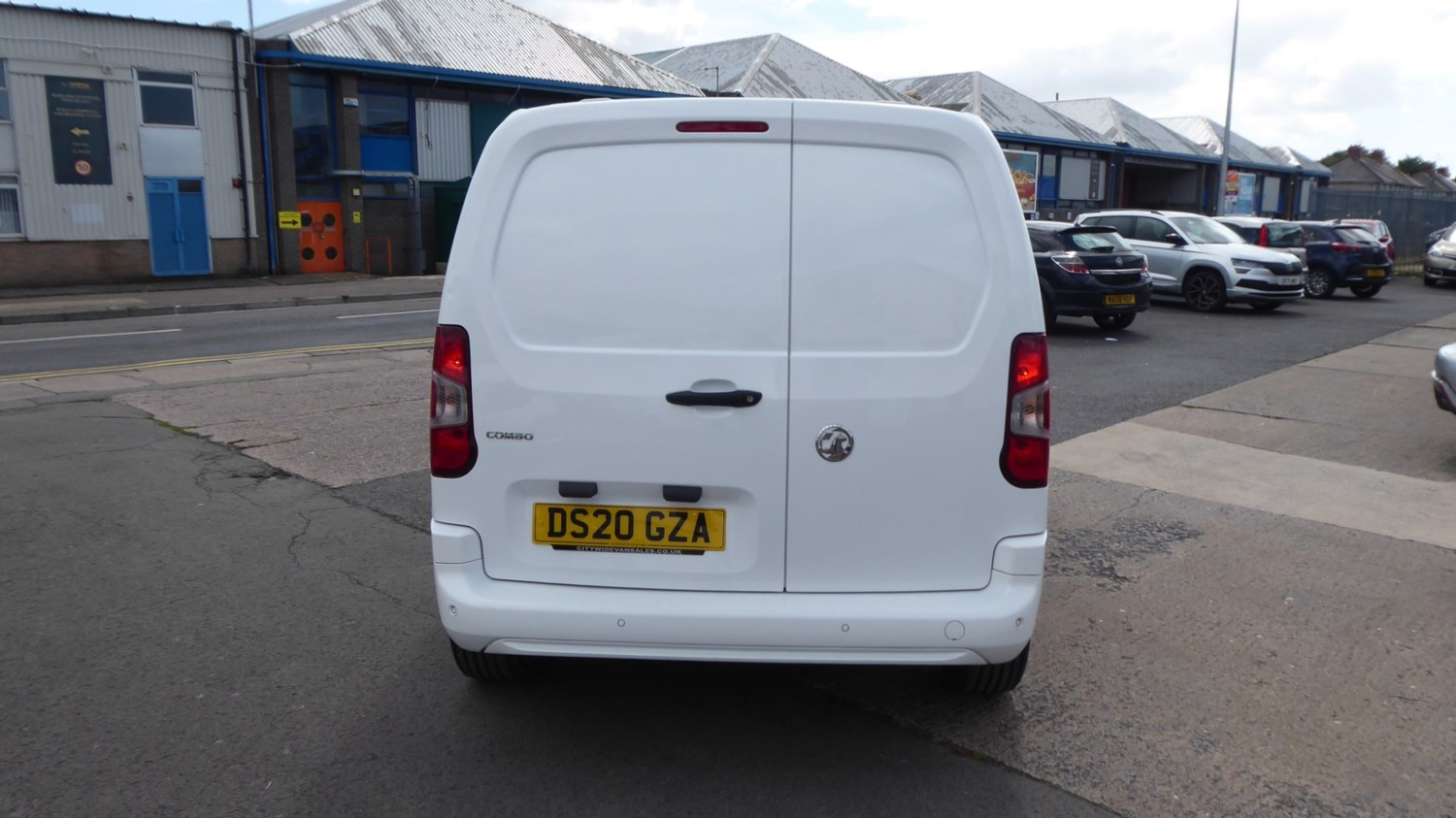 Vauxhall Combo Listing Image