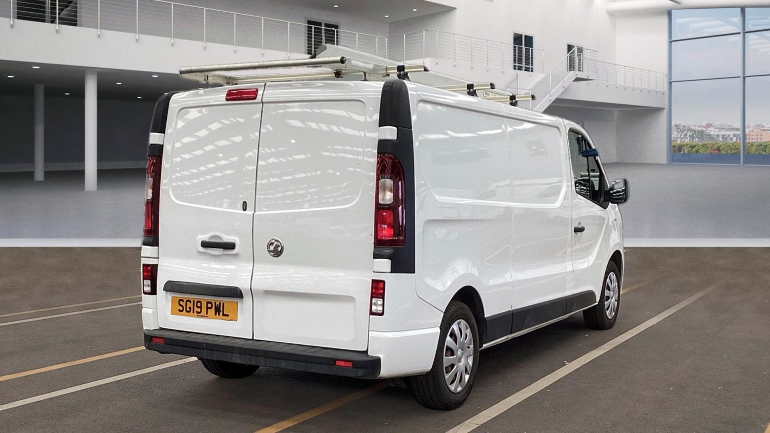 Vauxhall Vivaro Listing Image