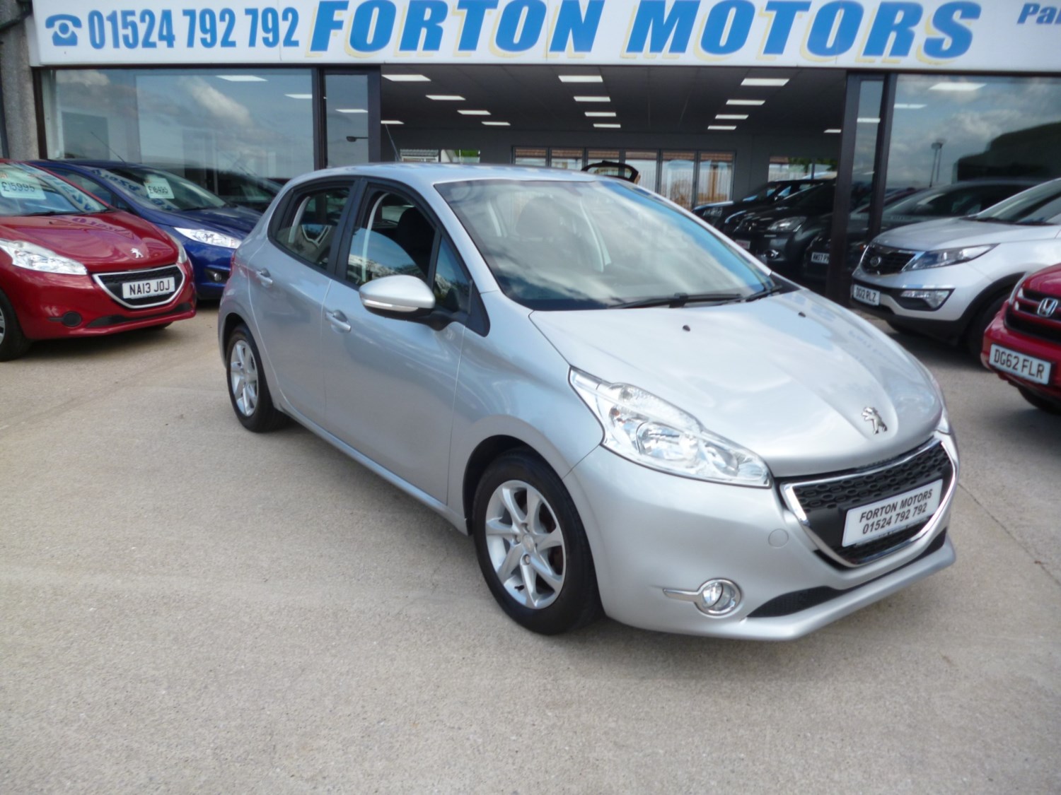 Peugeot 208 Listing Image