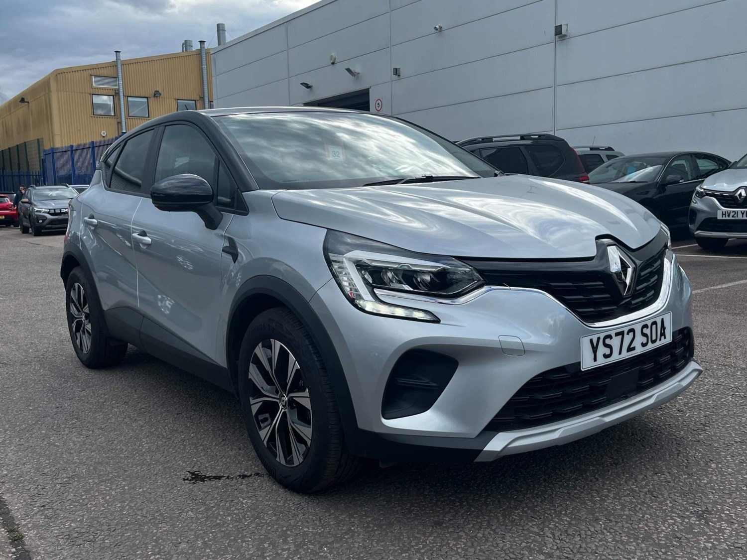 Renault Captur Listing Image