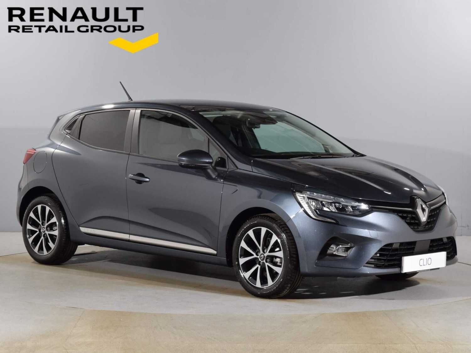 Renault Clio Listing Image