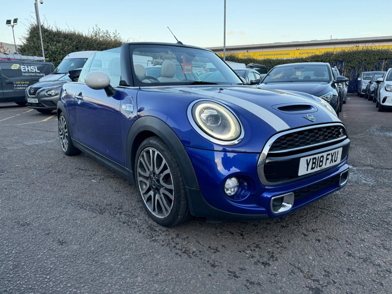 MINI Convertible Listing Image