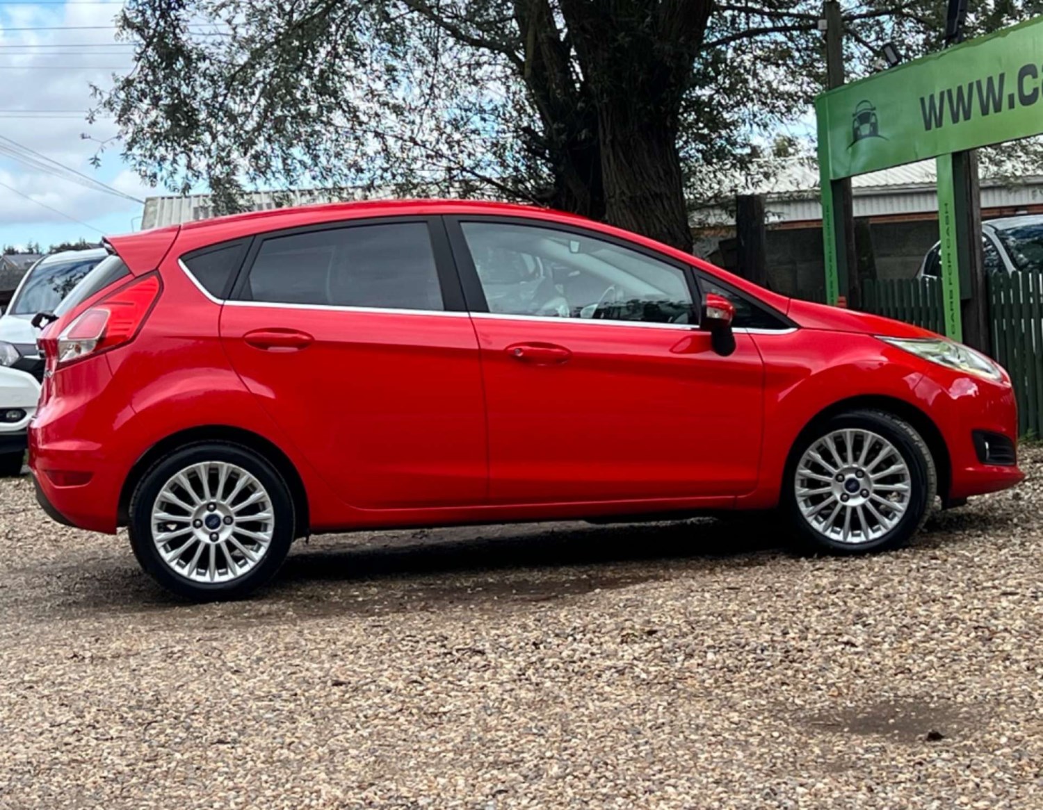 Ford Fiesta Listing Image