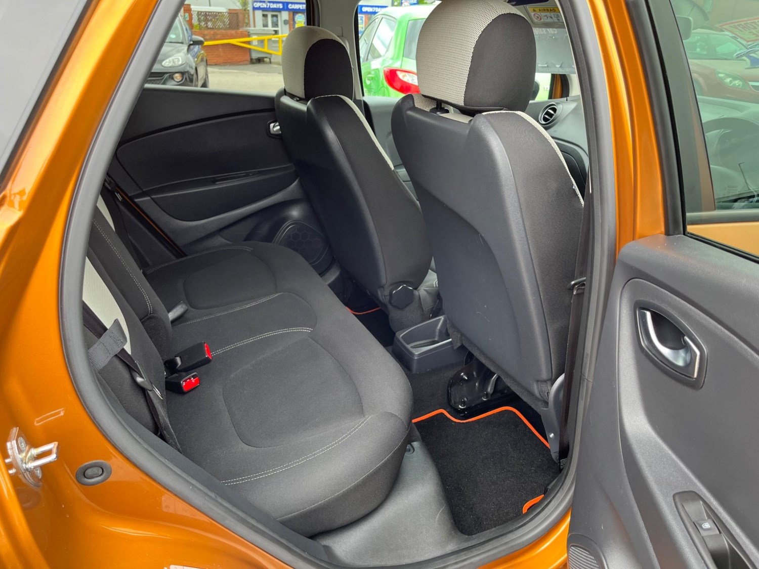 Renault Captur Listing Image