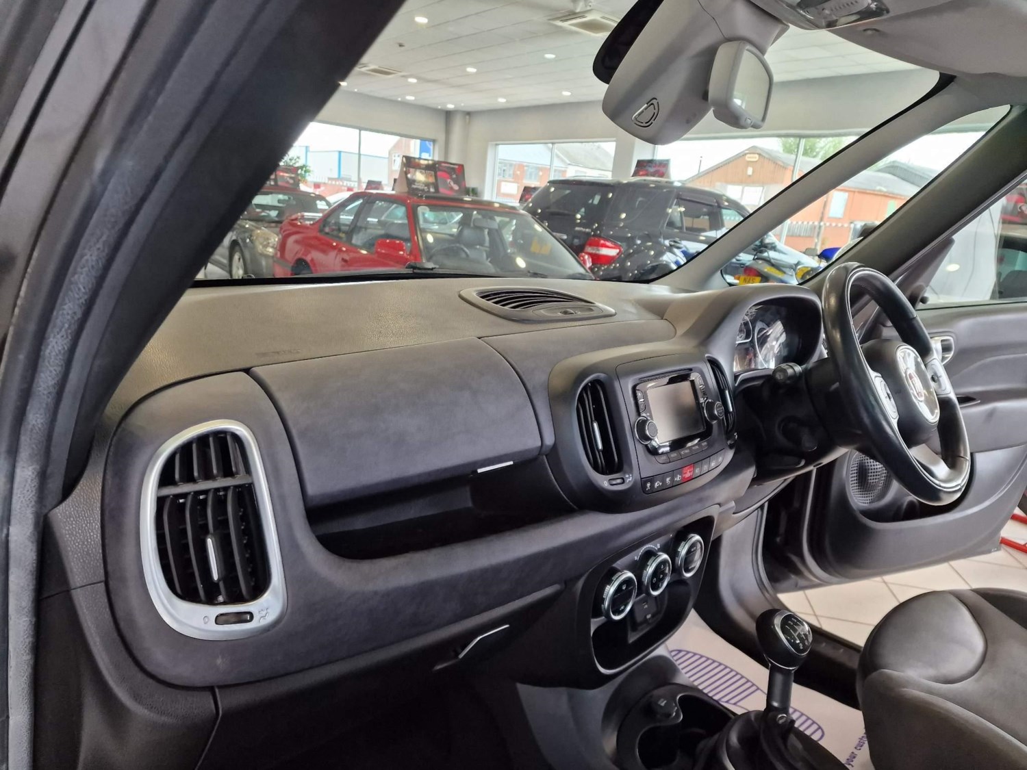 Fiat 500L Listing Image