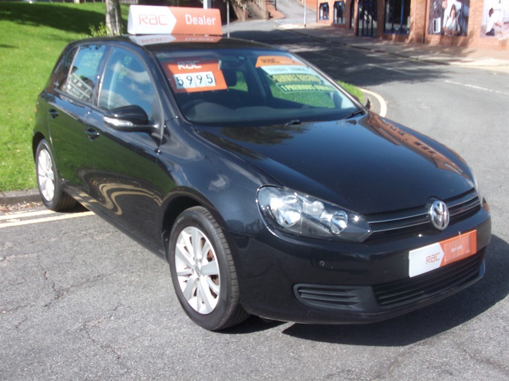 Volkswagen Golf Listing Image