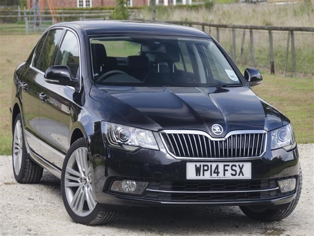 Skoda Superb Listing Image