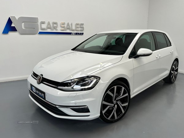 Volkswagen Golf Listing Image