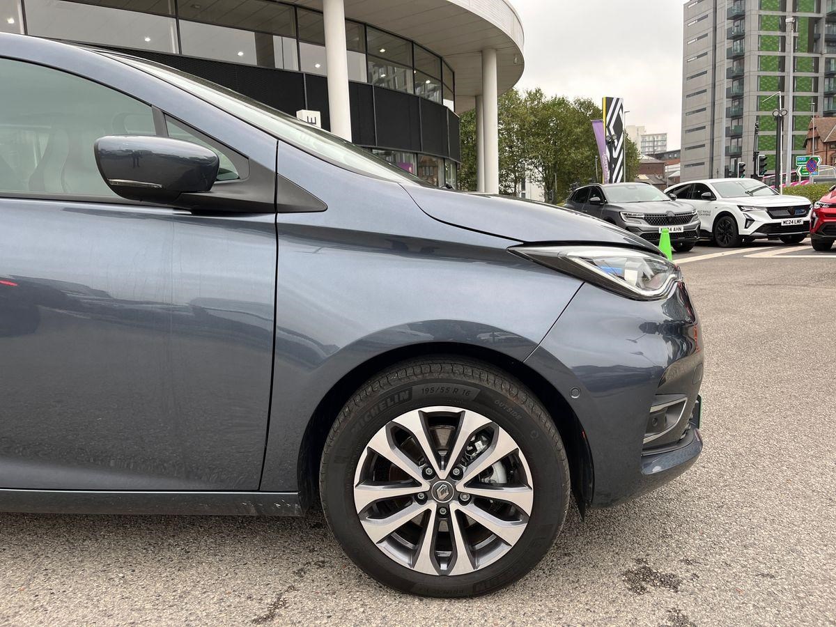 Renault Zoe Listing Image