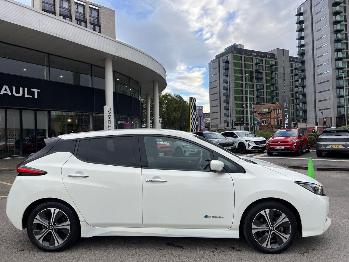 Nissan Leaf Listing Image