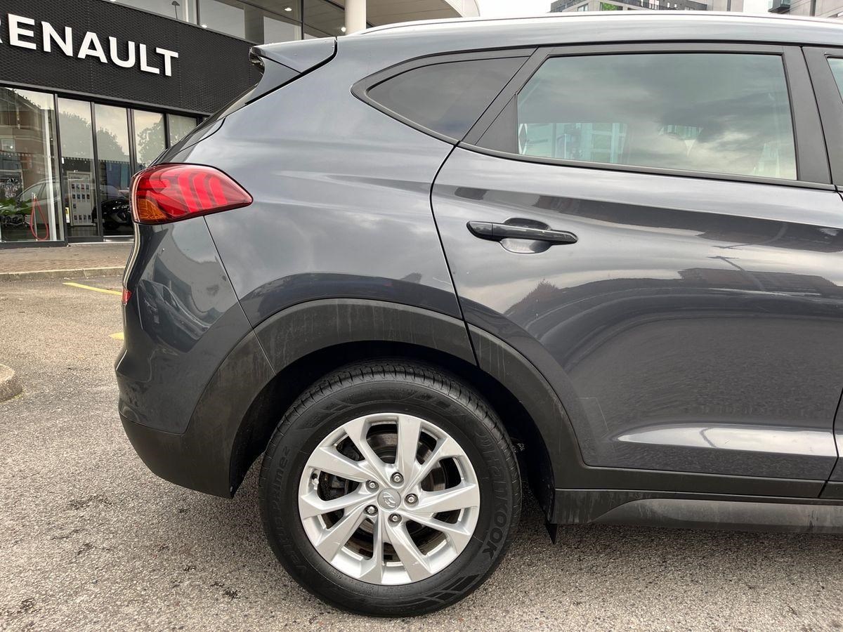 Hyundai TUCSON Listing Image