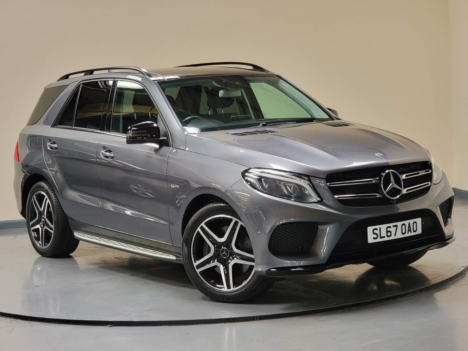 Mercedes-Benz GLE Listing Image