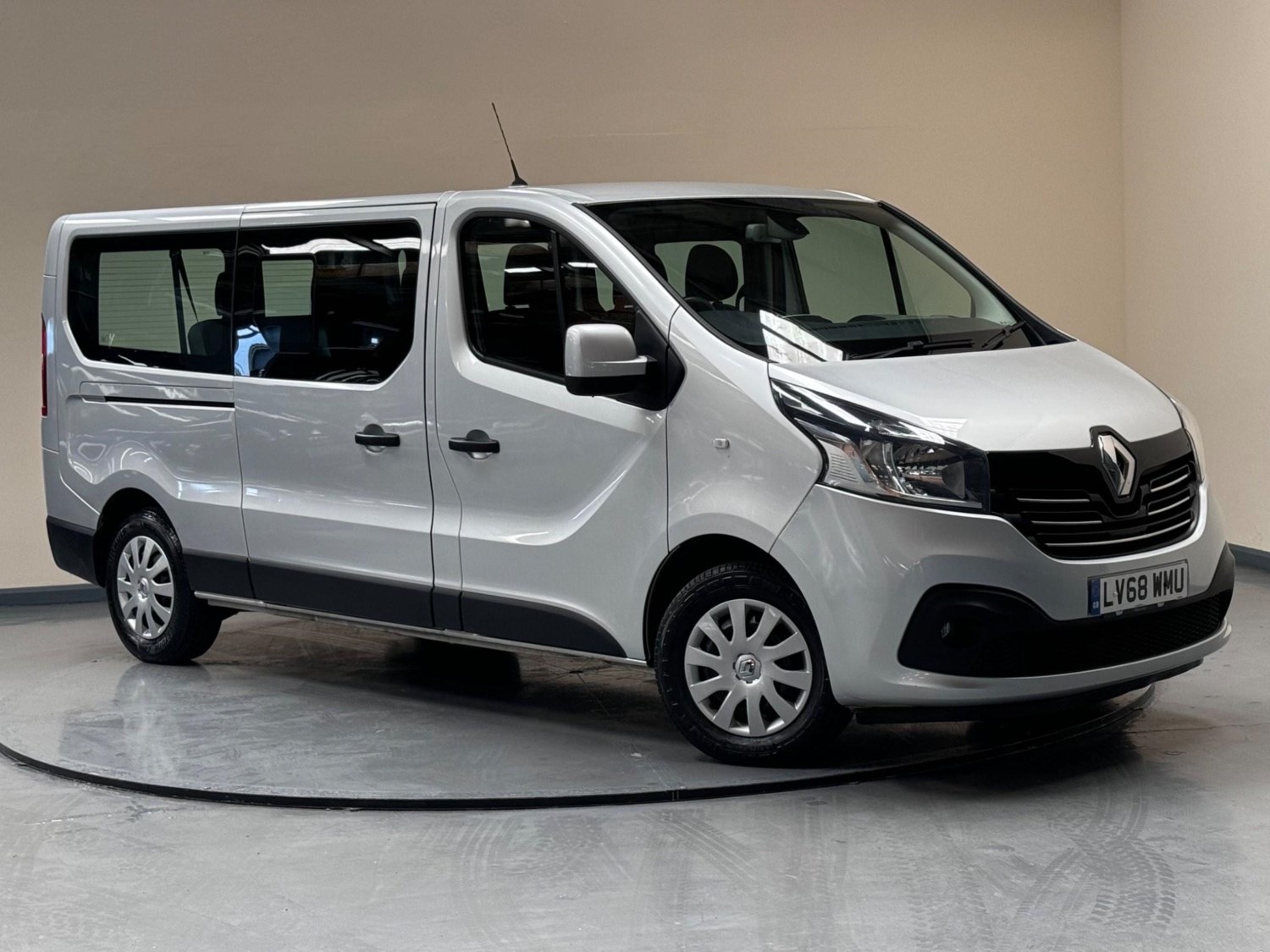 Renault Trafic Listing Image