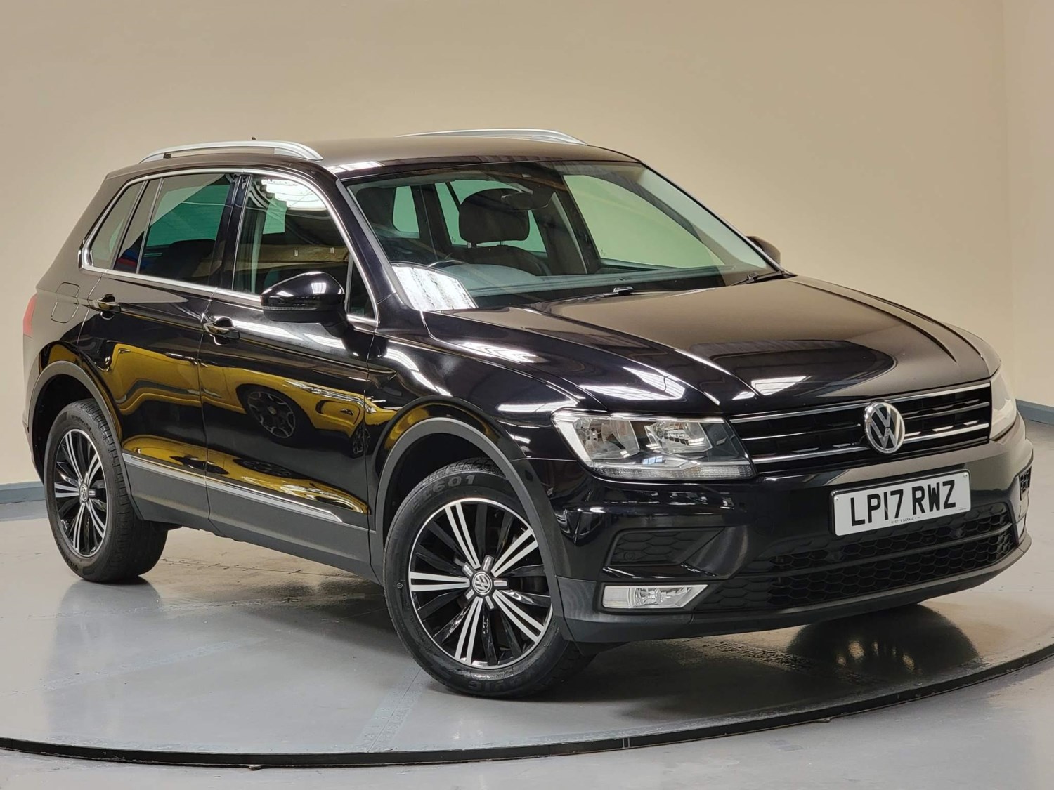 Volkswagen Tiguan Listing Image