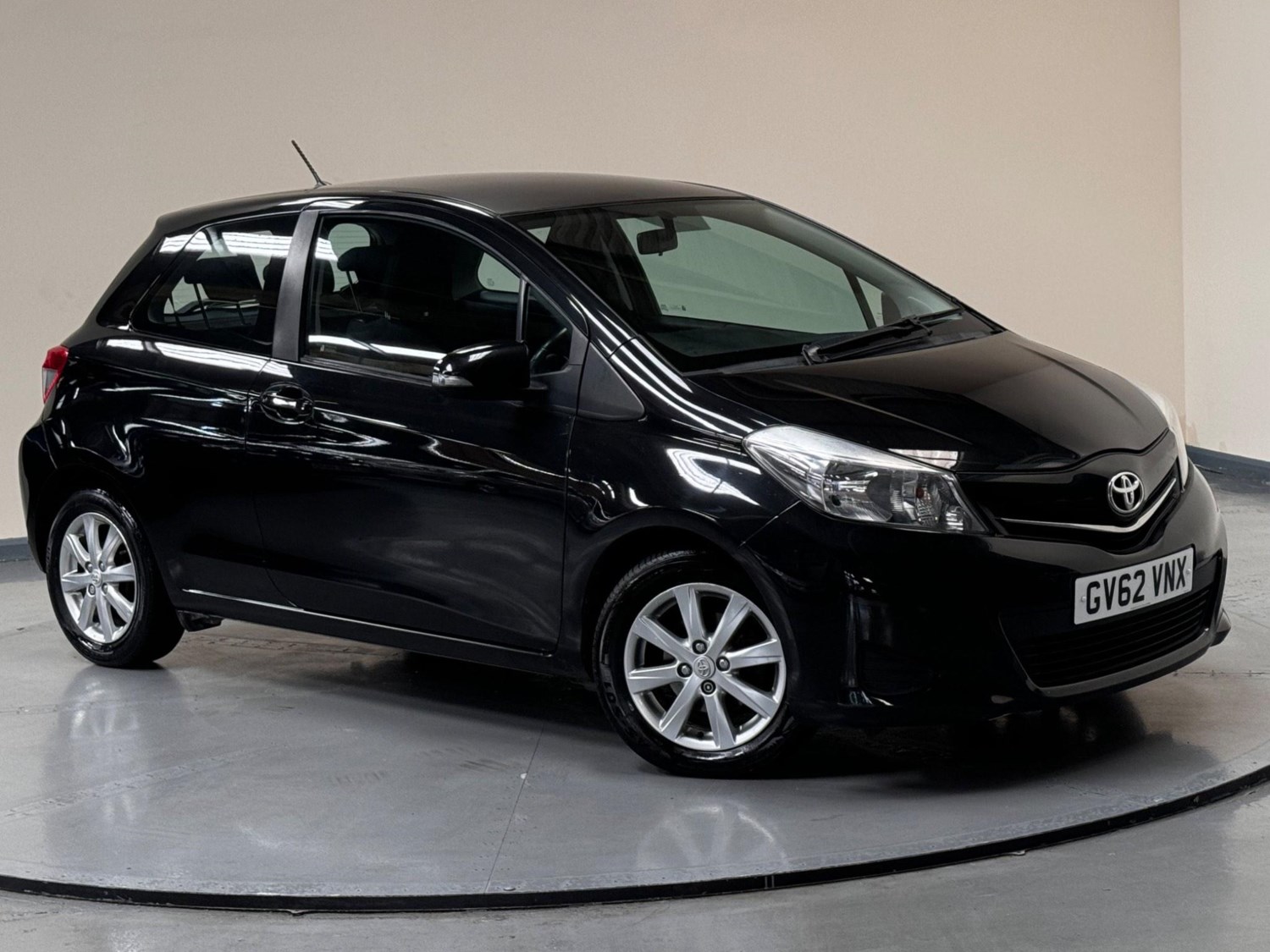 Toyota Yaris Listing Image