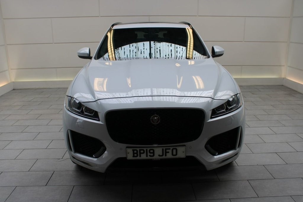 Jaguar F-PACE Listing Image