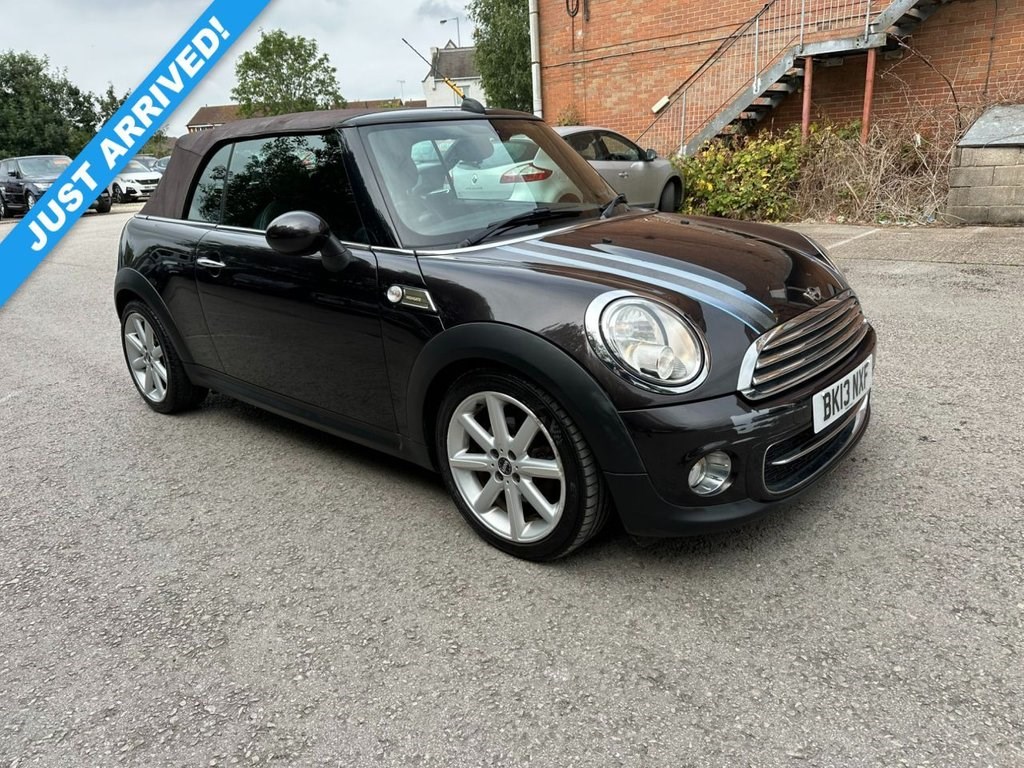 MINI Convertible Listing Image