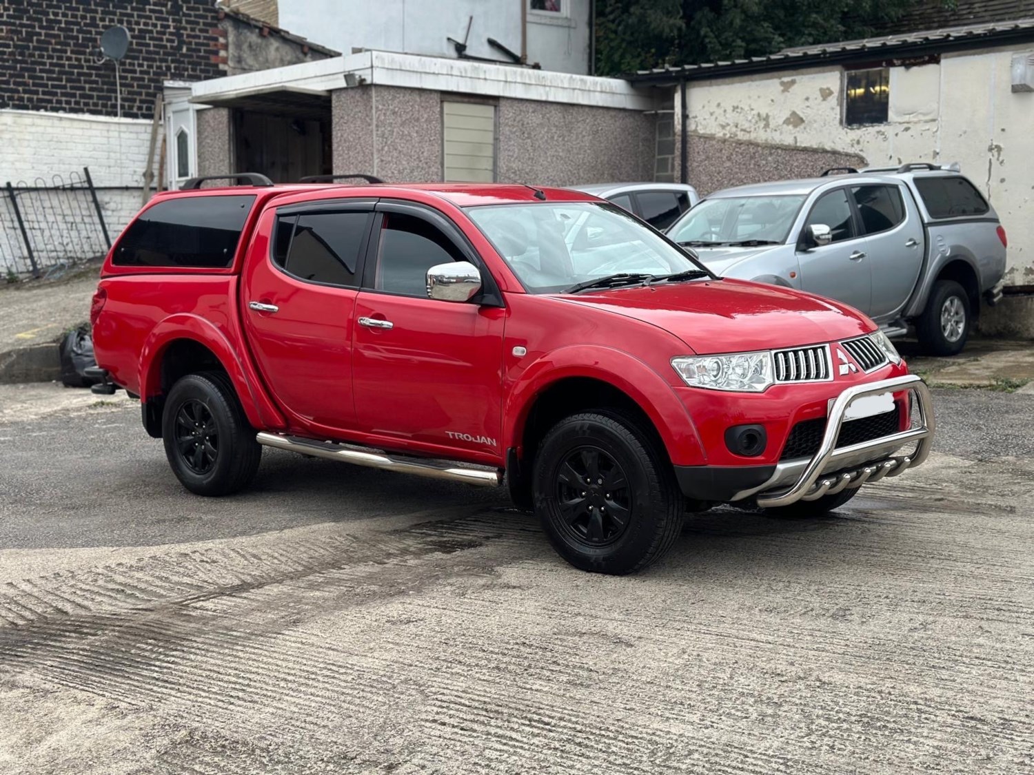 Mitsubishi L200 Listing Image