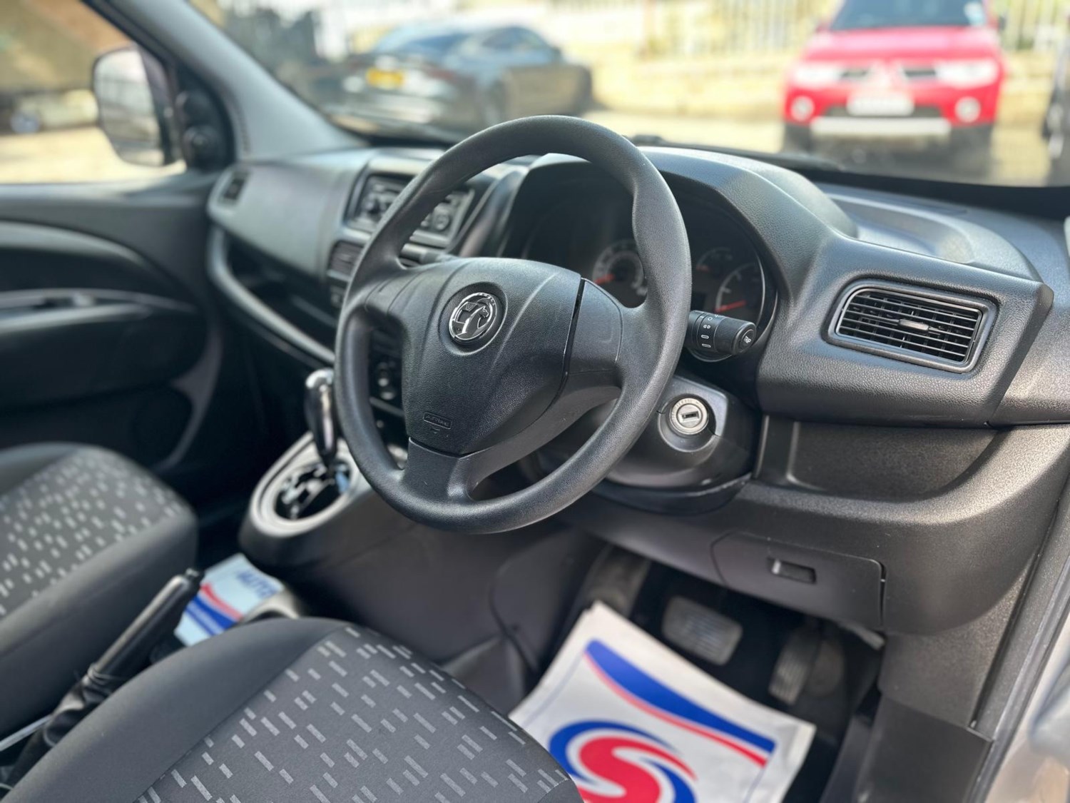 Vauxhall Combo Listing Image