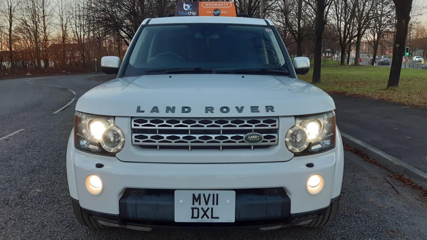 Land Rover Discovery Listing Image