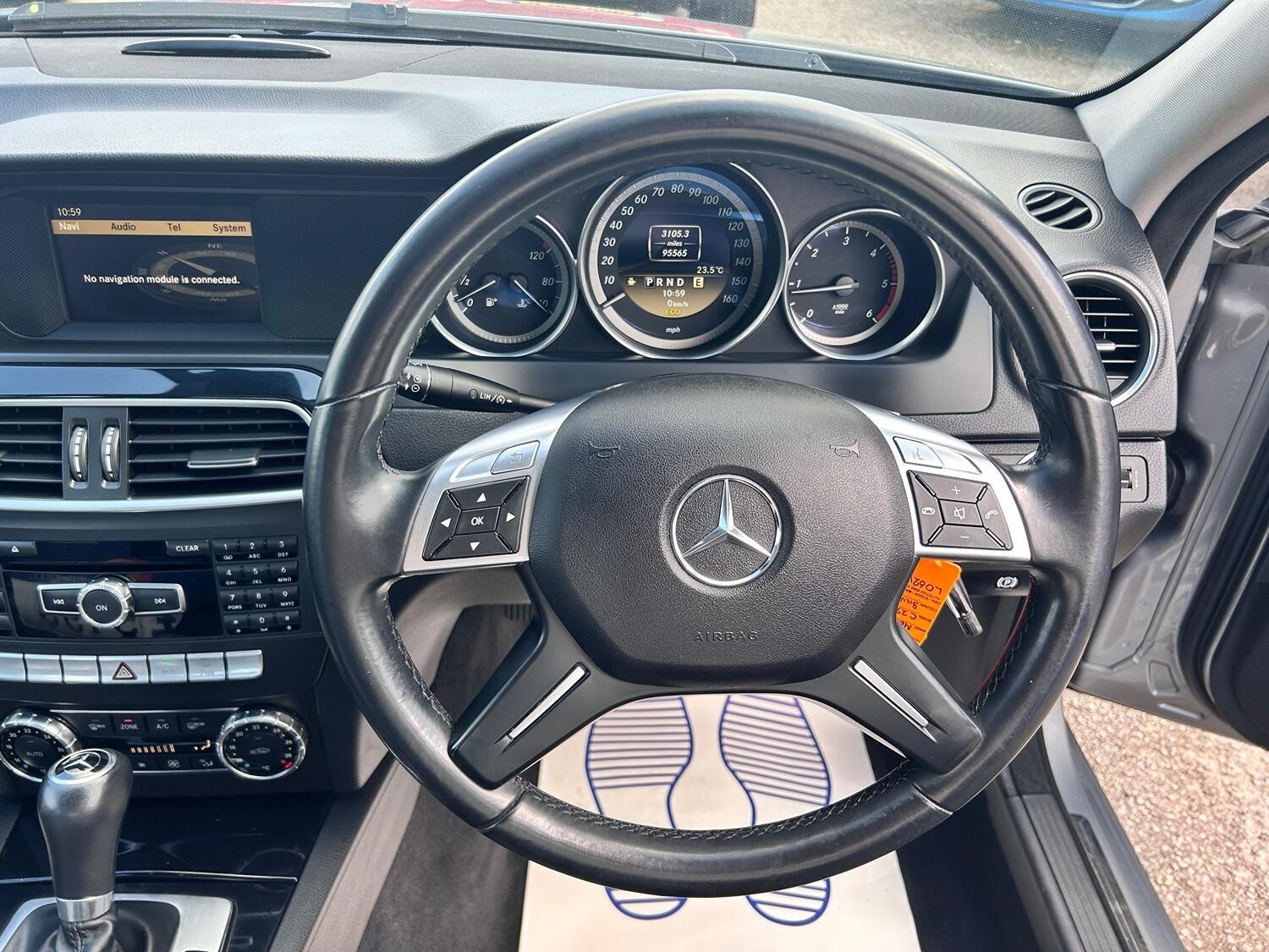 Mercedes-Benz C-Class Listing Image