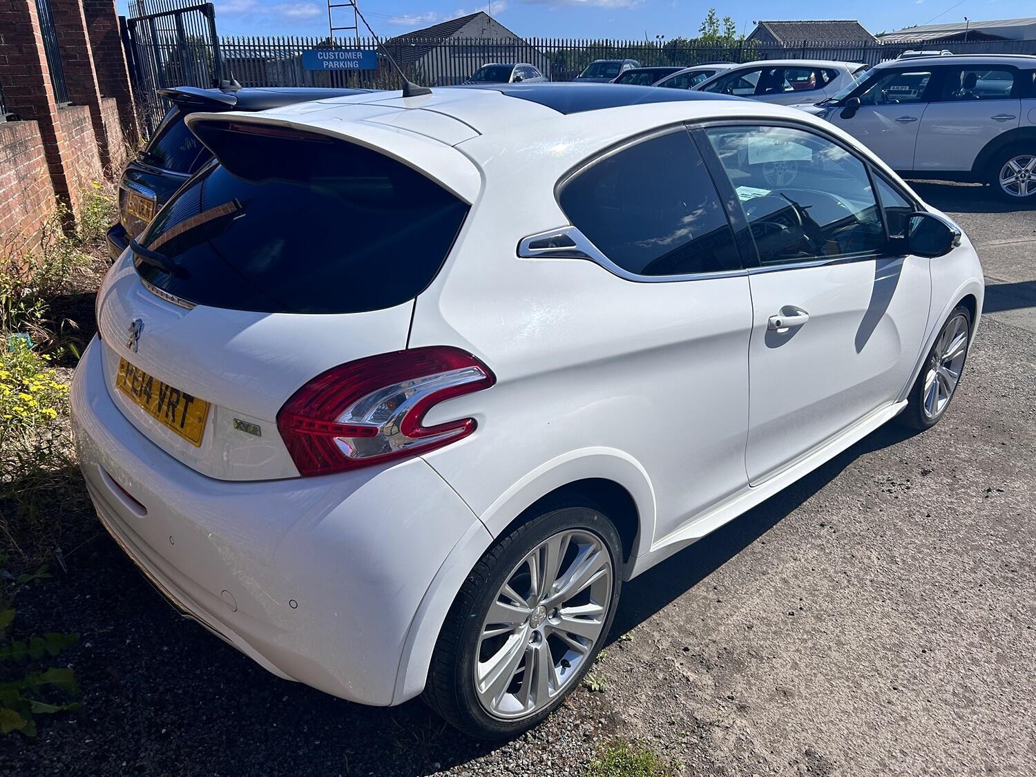 Peugeot 208 Listing Image