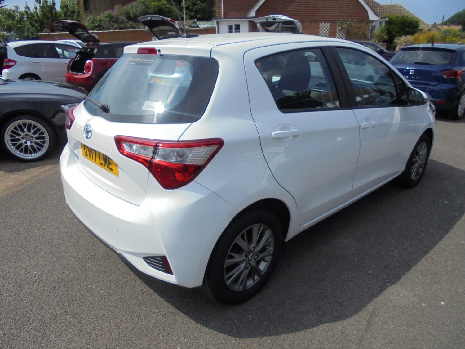 Toyota Yaris Listing Image