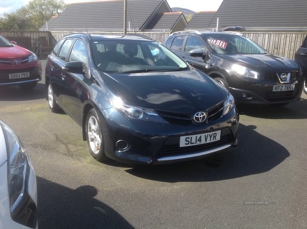 Toyota Auris Listing Image