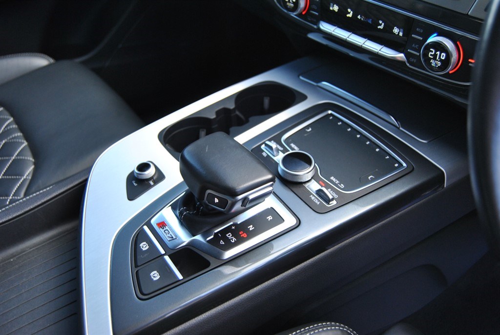 Audi SQ7 Listing Image