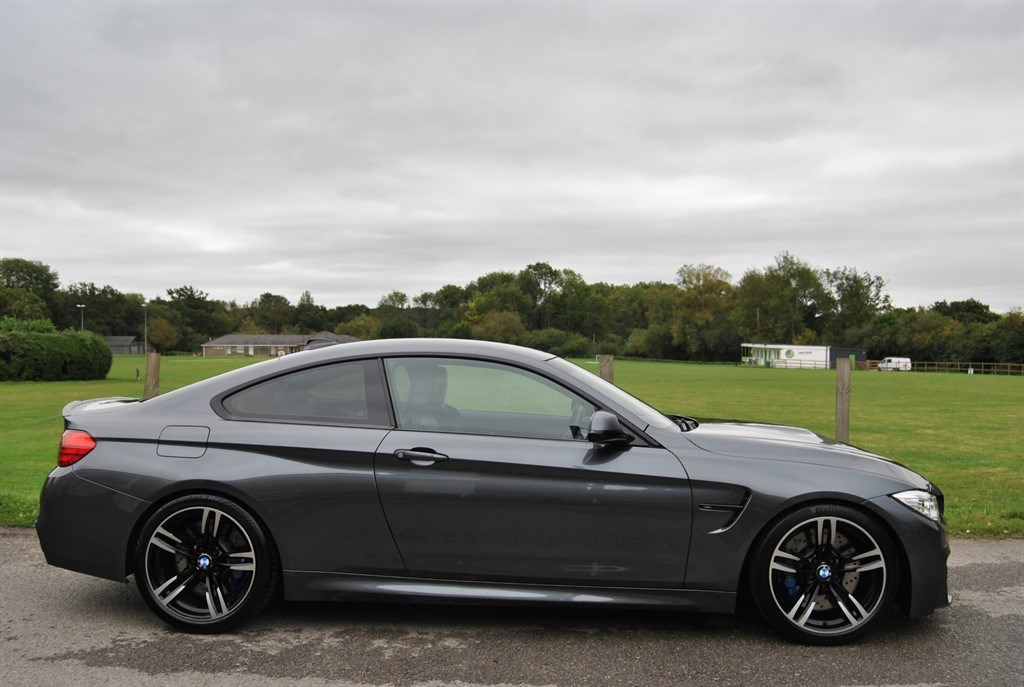 BMW M4 Listing Image