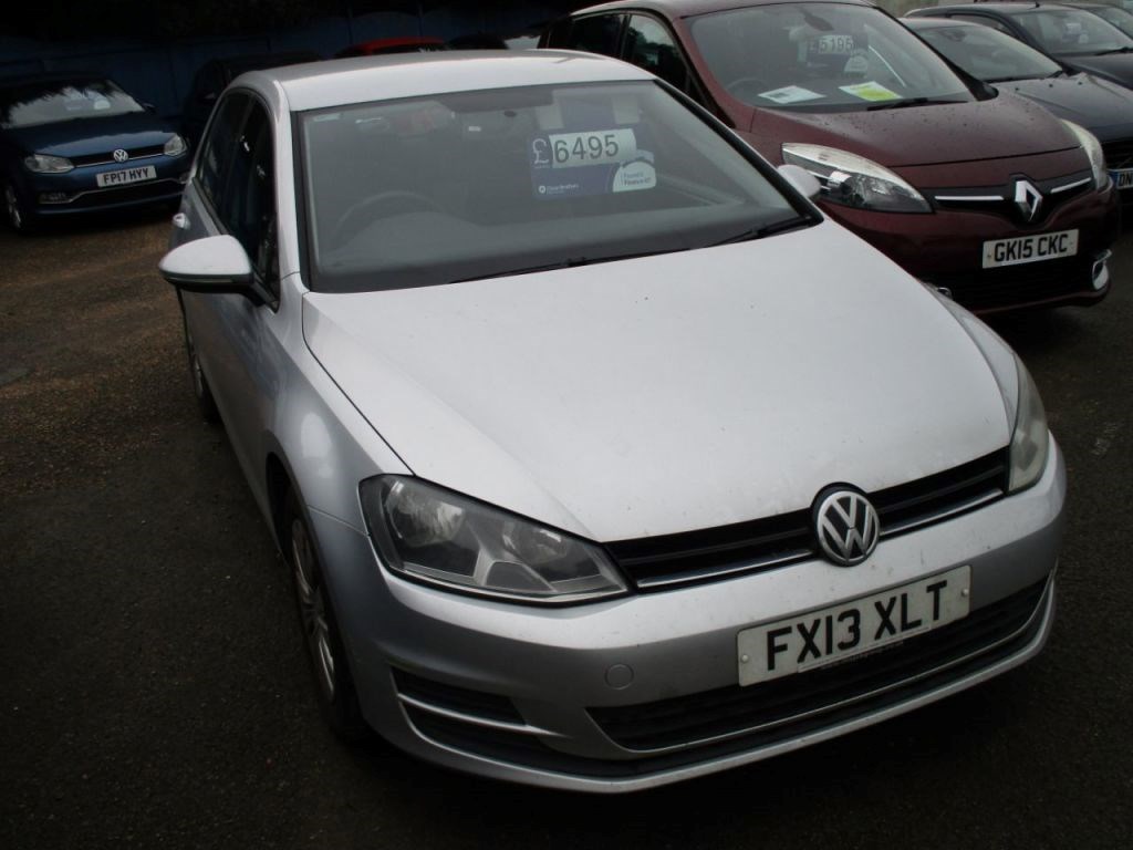 Volkswagen Golf Listing Image