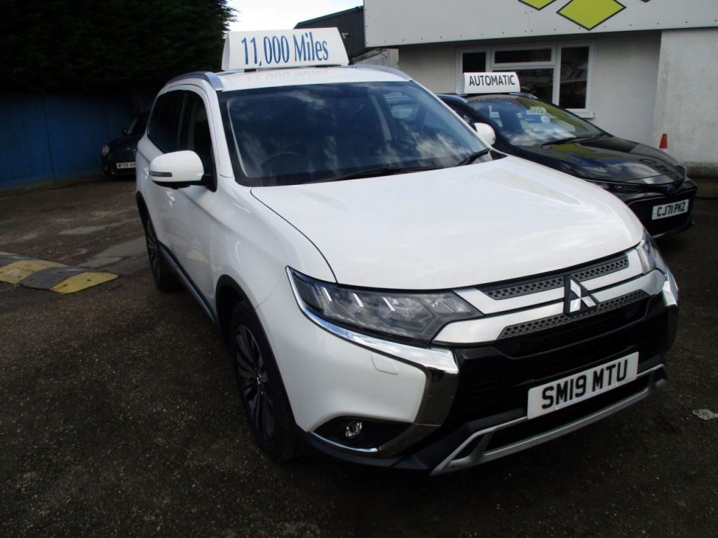 Mitsubishi Outlander Listing Image