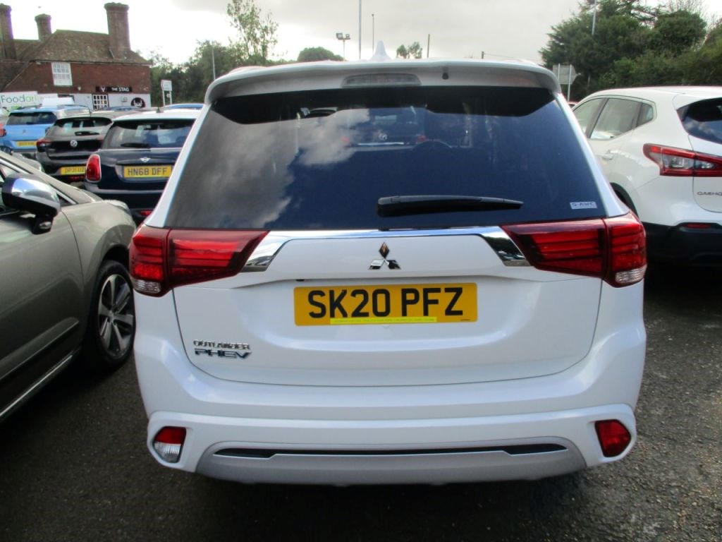 Mitsubishi Outlander Listing Image