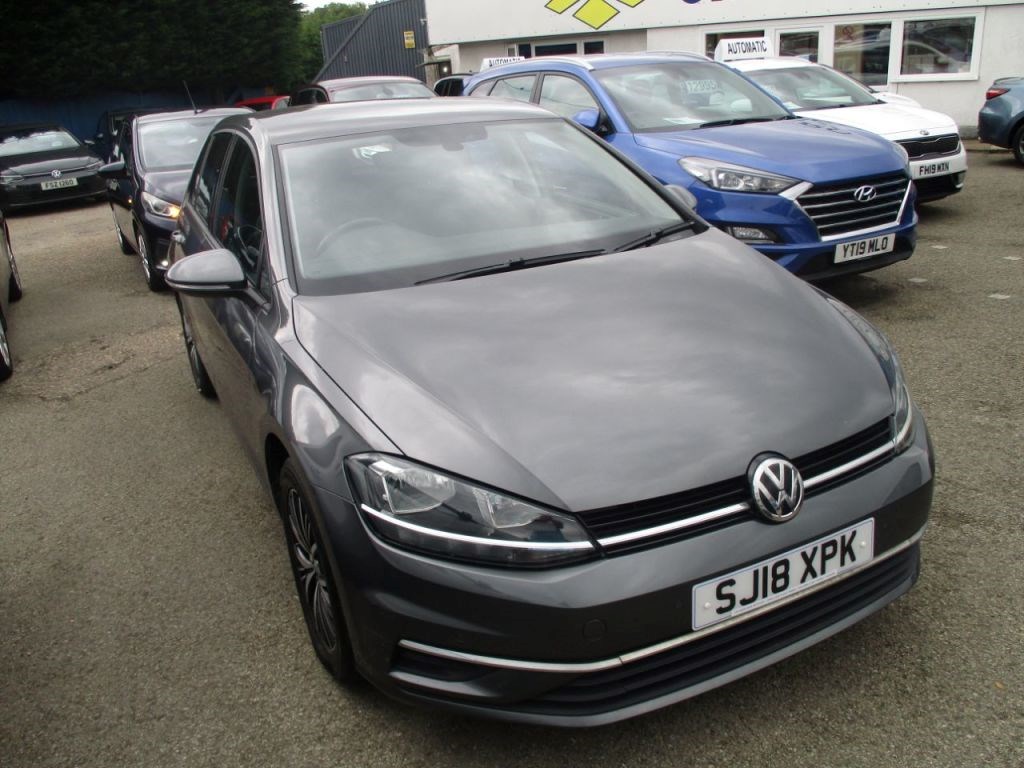 Volkswagen Golf Listing Image