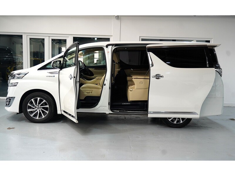 Toyota Vellfire Listing Image