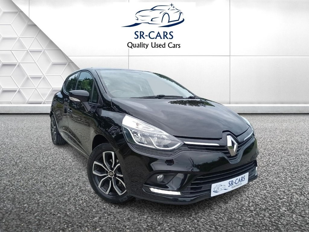 Renault Clio Listing Image