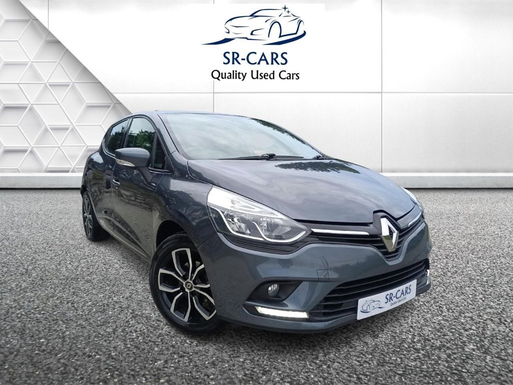 Renault Clio Listing Image