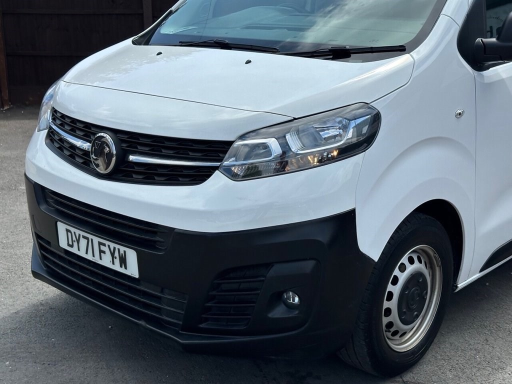 Vauxhall Vivaro Listing Image