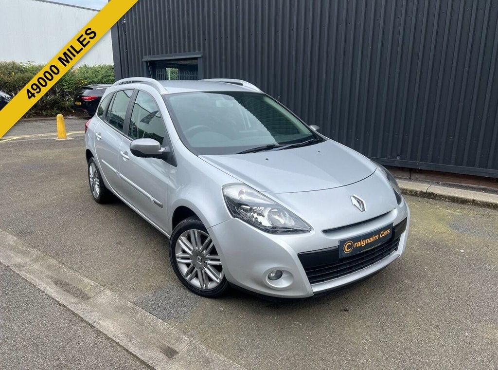 Renault Clio Listing Image